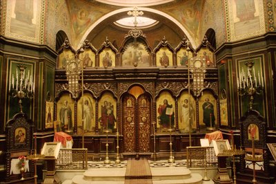 Vista del iconostasio, pintado por Evgraf Sorokine y Pavel Sorokine, 1861 de Fedor Andreevich Bronnikov